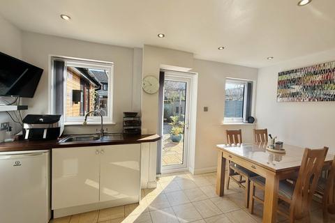 3 bedroom semi-detached house for sale, Rowland Close, Wallingford