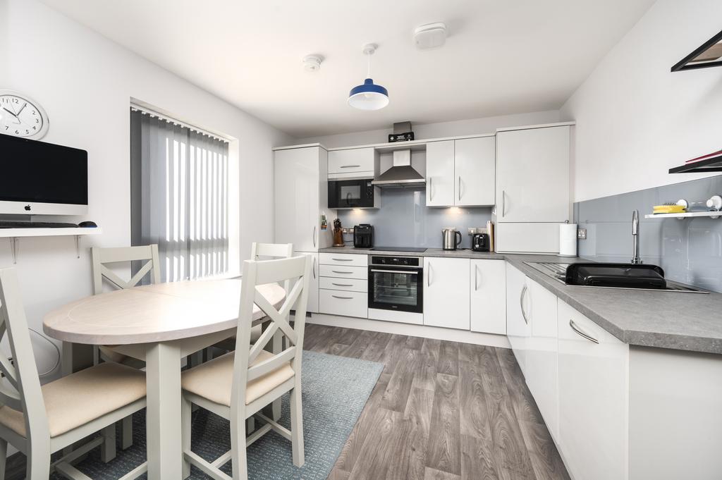 Kitchen/dining area