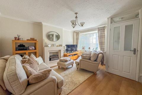 2 bedroom end of terrace house for sale, Portia Close, Whitestone