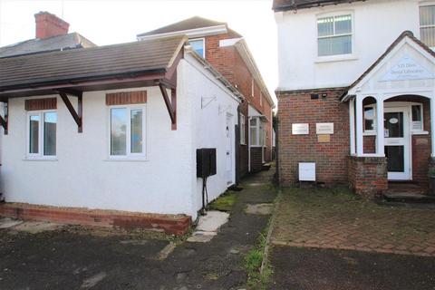 3 bedroom house to rent, High Street, Bovingdon, Hemel Hempstead