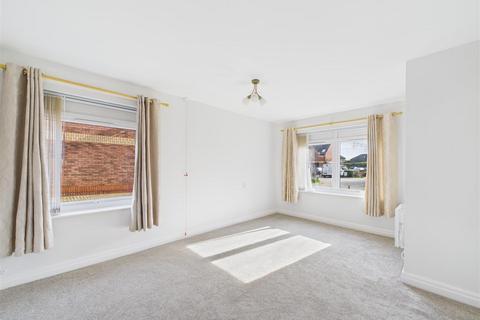 2 bedroom apartment for sale, 1 Taylors field, Kings Mill Road, Driffield, YO25 6FQ