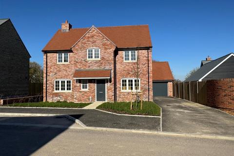 4 bedroom detached house for sale, Shillingstone Lane, Okeford Fitzpaine, Blandford Forum