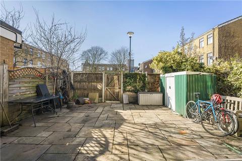 5 bedroom terraced house for sale, Queensbridge Road, London, E8