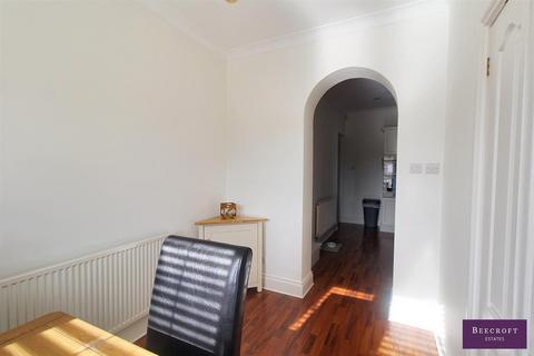 4 Ings Road, Wombwell, Barnsley, S73 0BP
