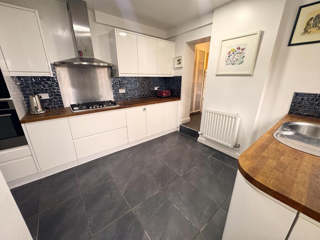 Kitchen 2