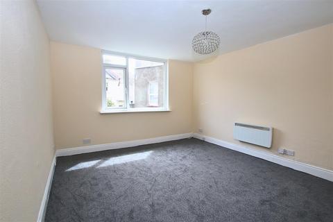 1 bedroom flat to rent, Greenclose Road, Ilfracombe EX34