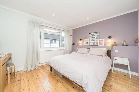 8 Cole Road, Twickenham, TW1 1EZ