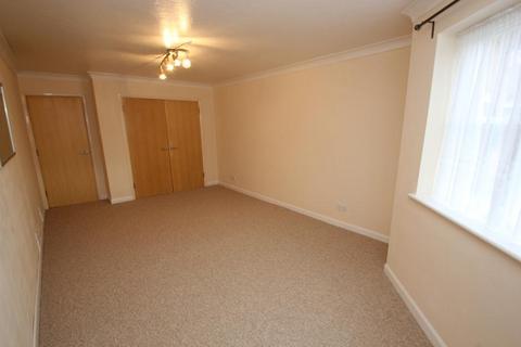 1 bedroom apartment to rent, Maybury Road, Woking GU21