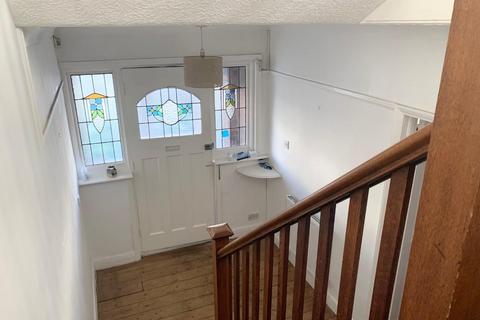 4 bedroom semi-detached house to rent, Cranmer Avenue, Hove BN3