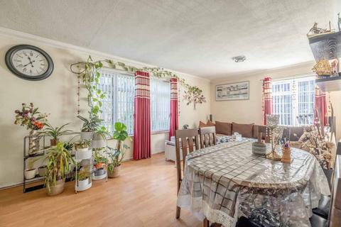 9 Arborfield Close, Slough, SL1 2JP