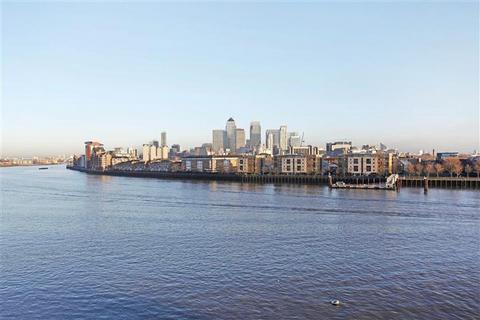 3 bedroom penthouse to rent, Wharf Street London SE8