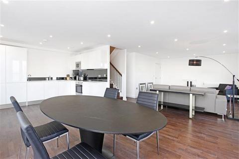 3 bedroom penthouse to rent, Wharf Street London SE8