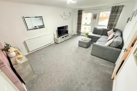 2 bedroom flat for sale, Carlyle Lane, Dunfermline