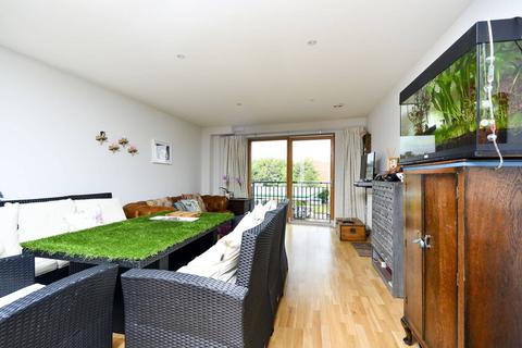 2 bedroom flat for sale, Bankwell Road, Lewisham, London, SE13