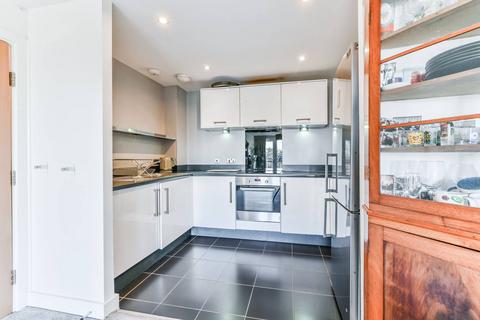 2 bedroom flat for sale, Watson Place, South Norwood, London, SE25