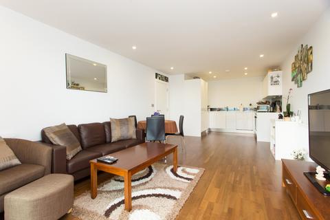 2 bedroom flat to rent, Cornmill House, 4 Wharf Street, Deptford, London, SE8