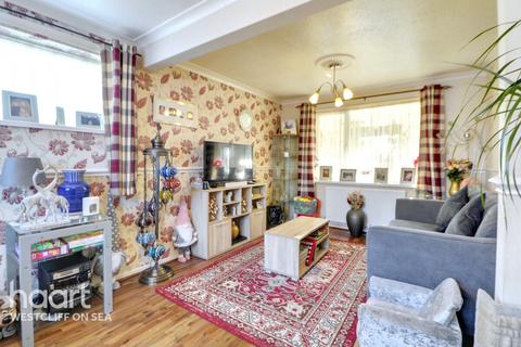 4 bedroom semi-detached house for sale, Exeter Close, Southend-on-Sea