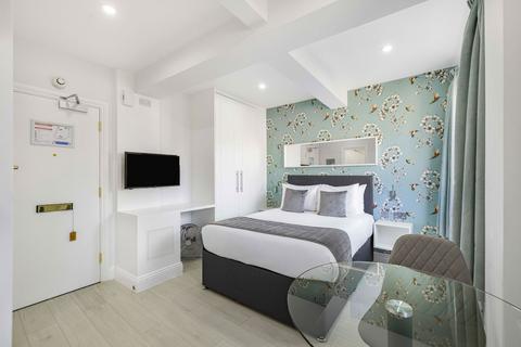 Studio for sale, Sloane Avenue, London SW3