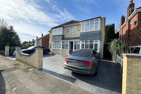 32 Cemetery Road, Denton, Manchester, M34 6ER