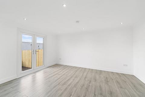 2 Beechwood Road, Cumbernauld, Glasgow, G67 2NW