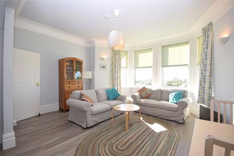 2 bedroom flat for sale, Marine Parade, Tywyn, Gwynedd, LL36