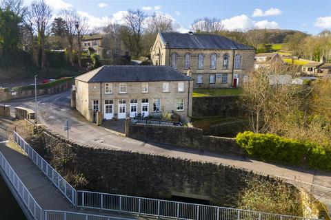 4 bedroom detached house for sale, Parkwood Road, Huddersfield HD3