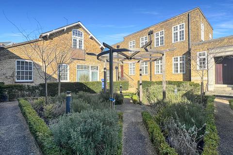 1 bedroom maisonette for sale, Baker Court, Braintree, CM7