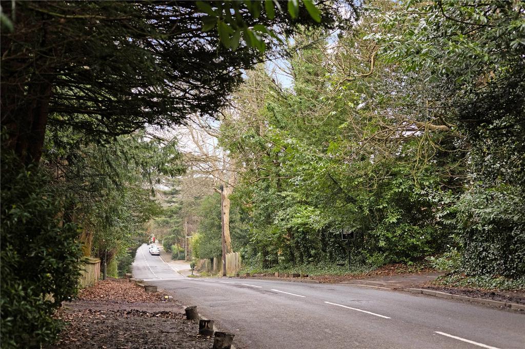 Raglan Road, Reigate, Surrey, RH2 5 bed detached house for sale - £ ...