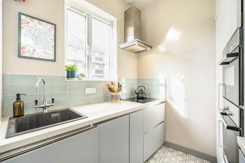 1a Hilldown Road, London, SW16 3DZ