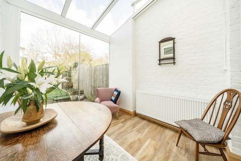 1a Hilldown Road, London, SW16 3DZ