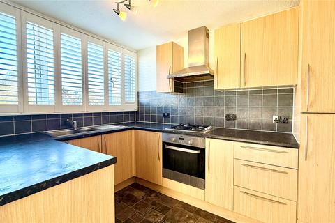 3 bedroom terraced house to rent, Howth Drive, Woodley, Berkshire, RG5