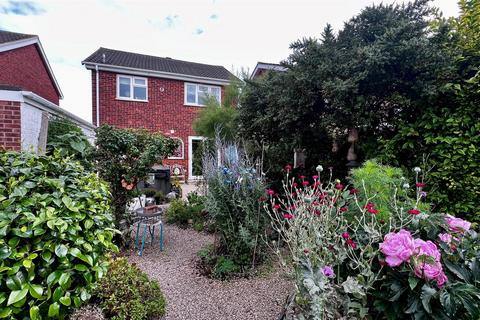 3 Adcote Close, Barwell, Leicester, LE9 8DT