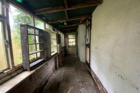 74 Canterbury Road, Penn, Wolverhampton, WV4 4EJ