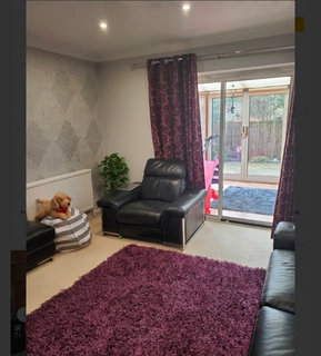 3 bedroom house to rent, St. Michaels Court, Slough SL2