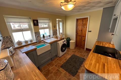 4 bedroom terraced house for sale, Bailey Street Wattstown - Porth