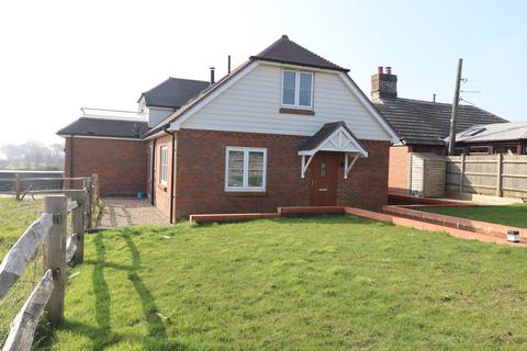 4 bedroom detached house for sale, Mount Pleasant Cottages, Hooe, Battle, TN33