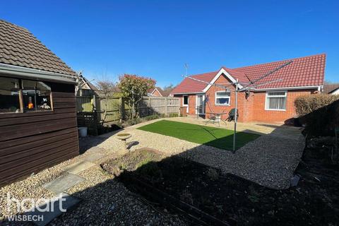 2 bedroom detached bungalow for sale, Malt Drive, Wisbech