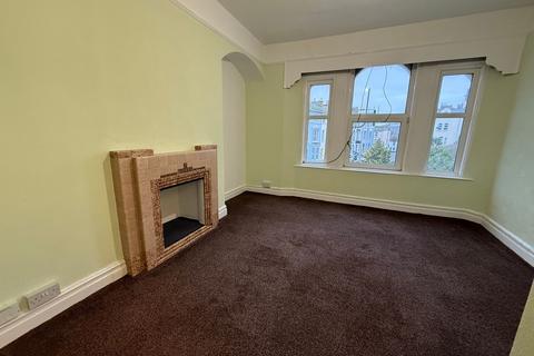 1 bedroom end of terrace house to rent, Orchard Gardens, Teignmouth, TQ14