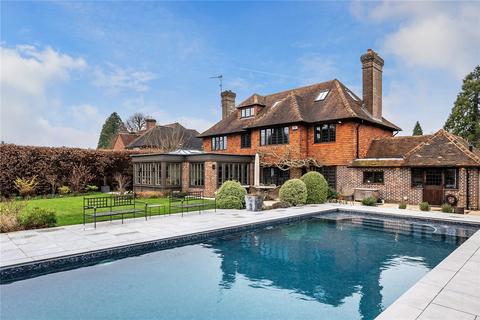 5 bedroom detached house for sale, Quarry Road, Oxted, Surrey, RH8