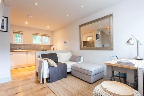 1 bedroom terraced house for sale, Coach House Lane, Highbury Hill, Islington, N5