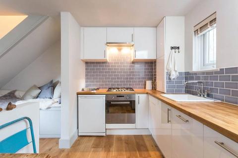 1 bedroom terraced house for sale, Coach House Lane, Highbury Hill, Islington, N5