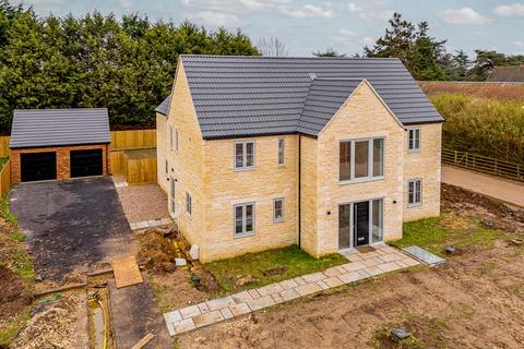 4 bedroom detached house for sale, Emerson Court, Off Fen Road, Holbeach, Spalding