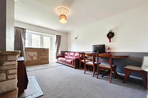 2 bedroom bungalow for sale, Collins Meadow, Harlow, Essex