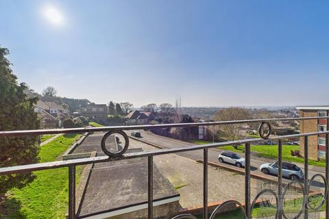 2 bedroom flat for sale, Gresham Way, St. Leonards-On-Sea