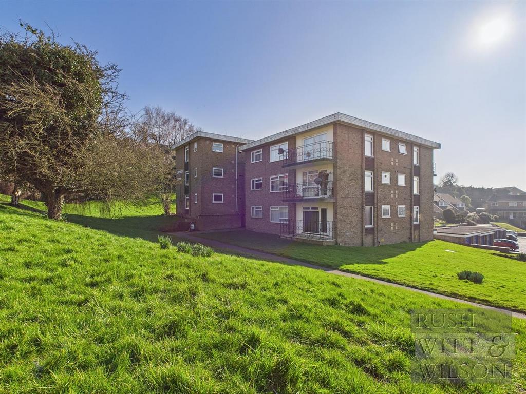 CAM03417 G0-PR0557-STILL014.jpg