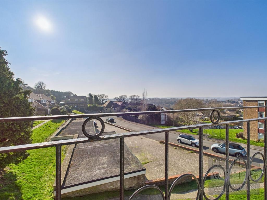 CAM03417 G0-PR0557-STILL006.jpg