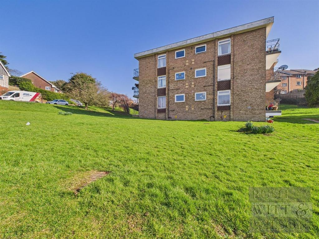 CAM03417 G0-PR0557-STILL016.jpg