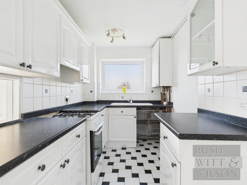 CAM03417 G0-PR0557-STILL001.jpg