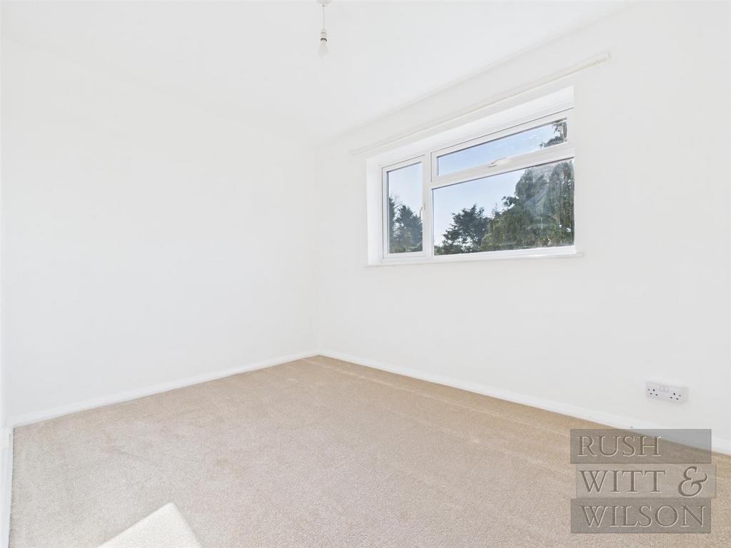 CAM03417 G0-PR0557-STILL011.jpg