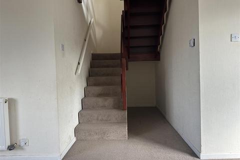 9 Arkle Drive, Coventry, CV2 2EF